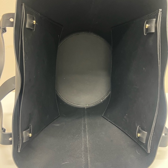 ZAC Zac Posen Black Tote with Gold Logo - Picture 3 of 5